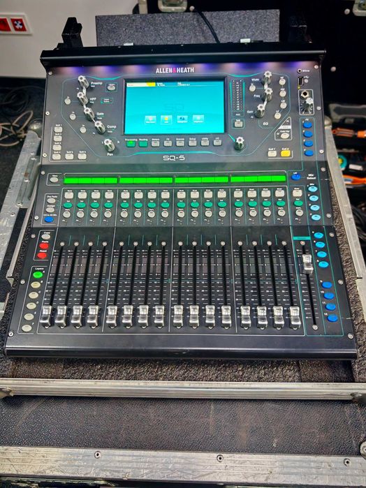 Allen & Heath SQ5 + Dynamic Trio Pack – mikser cyfrowy