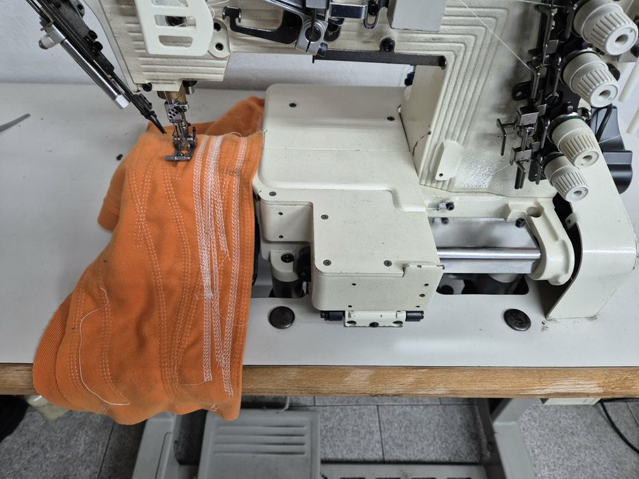 Maquina de Recobriamento cinco fios