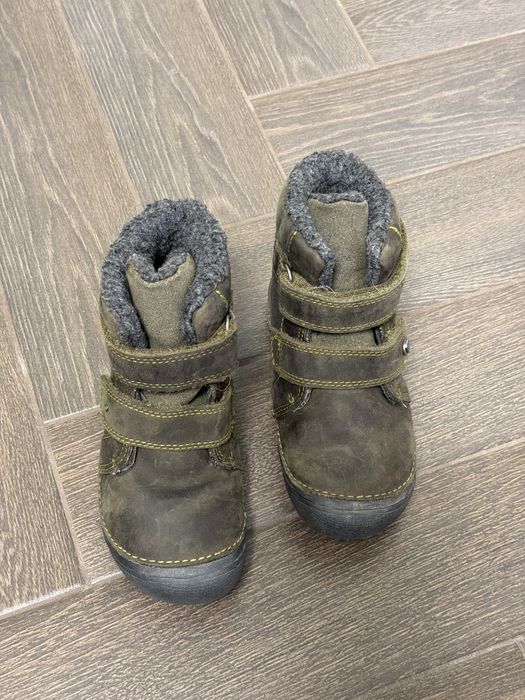 Зимове дитяче барефут взуття в 26 розмірі, устілка 16,5 см