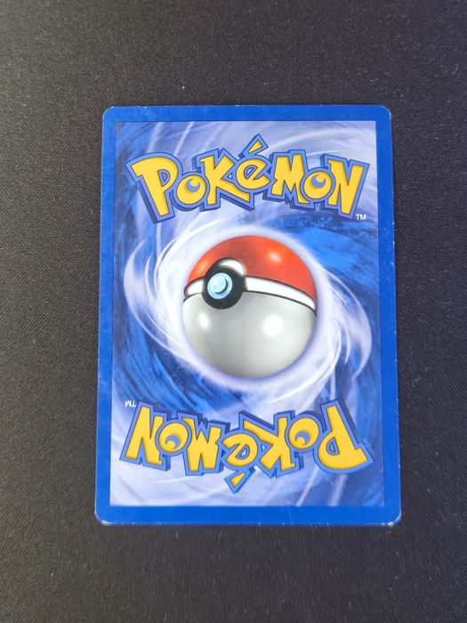 Carta Pokemon Squirtle Base Set 1a Edição PT
Algum dúvida é só perguntar.