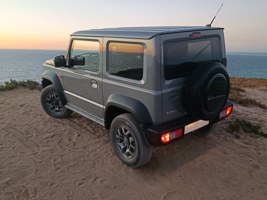 Suzuki Jimny 4 Lugares Full Extras com Histórico de Revisões