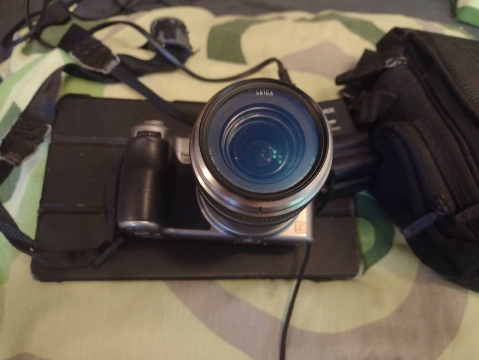 Aparat fotograficzny Panasonic  Lumix DMC-FZ50, FZ50, torba, lampa