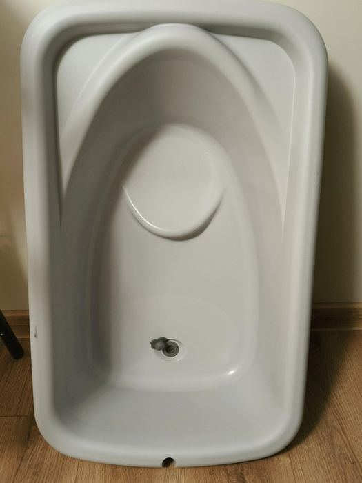 Wanienka z przewijakiem