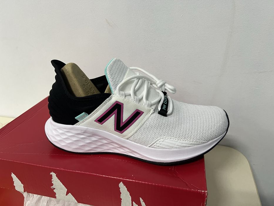 Крассовки  new balance размер 9