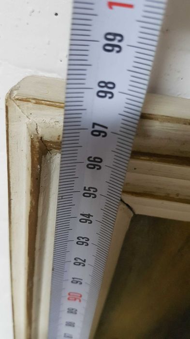 Pintura a oleo em tela assinado com moldura em madeira pintado a mao