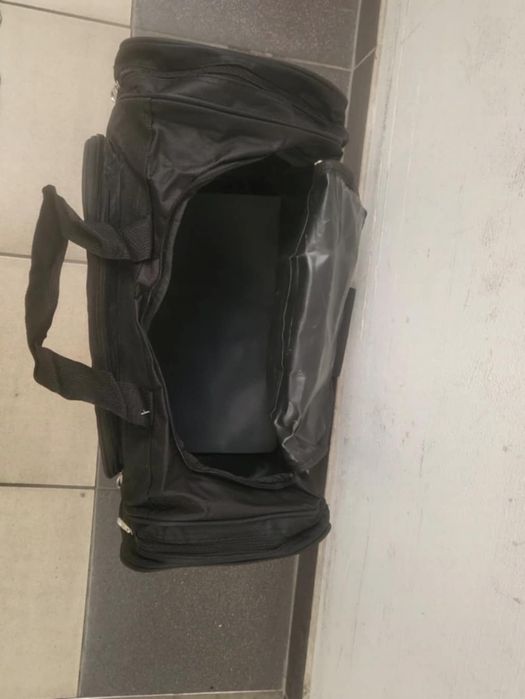 Czarna duża torba podrozna 120 litr