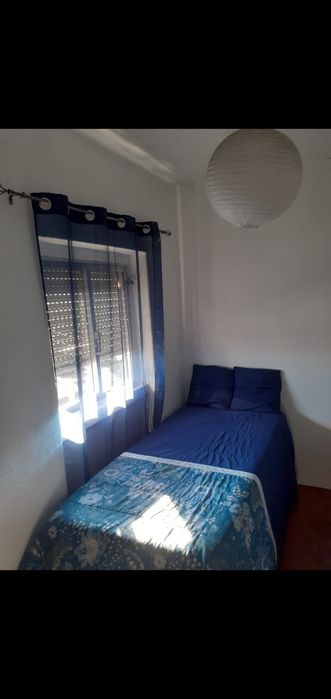 Quarto para arrendar