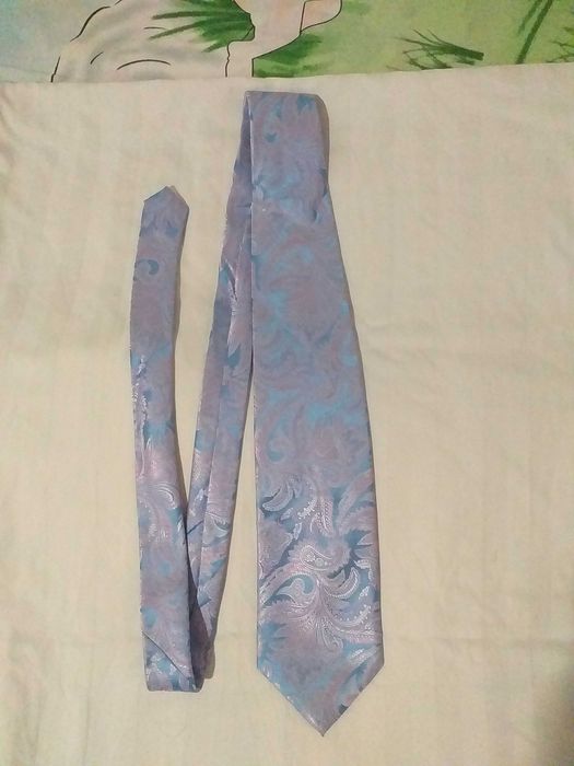 Продам краватку ENRICO PATCHOYLI