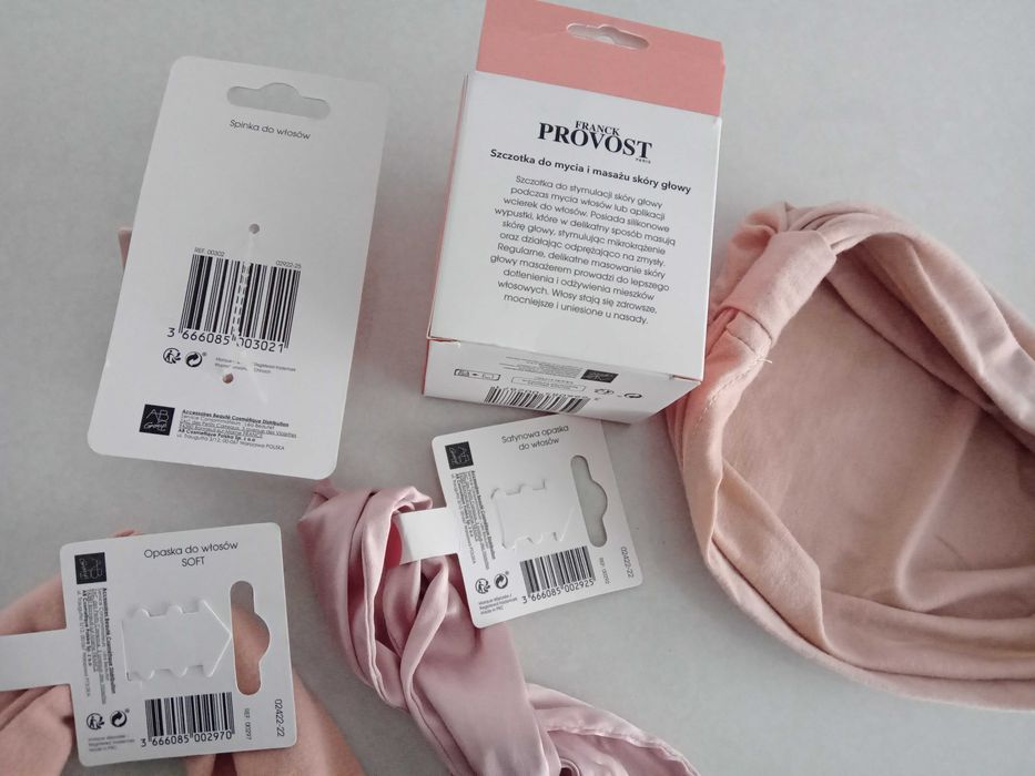 Akcesoria do włosów ,opaski, szczotka