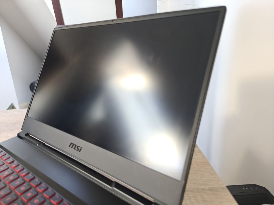 Laptop  MSI GL65, rtx1650