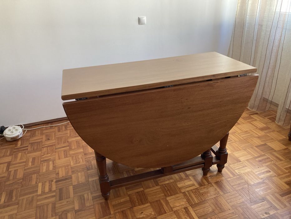 Conjunto sala de jantar linha classica em cerejeira maciça