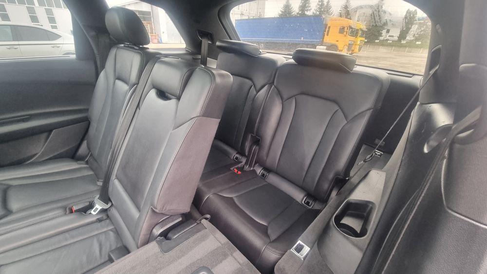 Aydi Q7 3.0 бензин