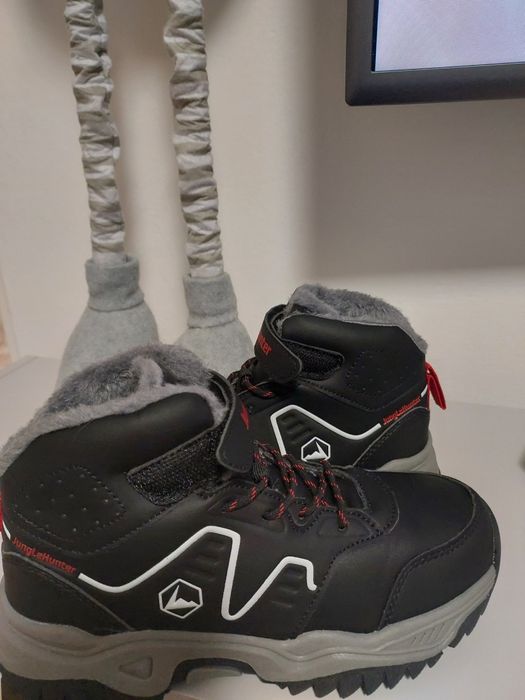 Кросівки черевики зимові