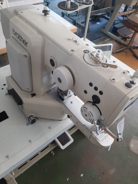 Ryglówka BROTHER  z elektronicznym ustawianiem rygli