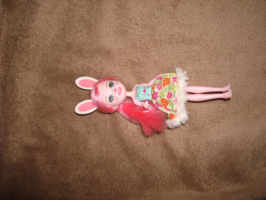 Лялька Кролик Брі