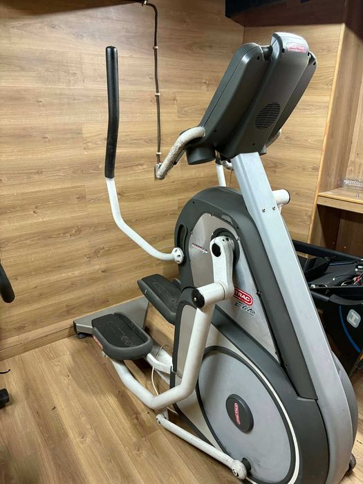 Bicicleta Elíptica Star Trac 6230 Elite - Star Trac 6230-SINTP0