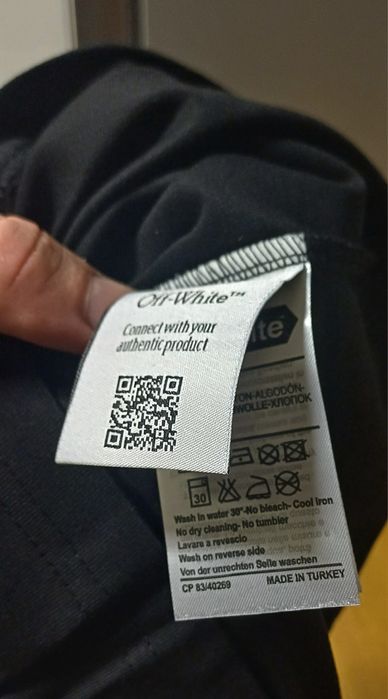 Off white t-shirt s,m,L,