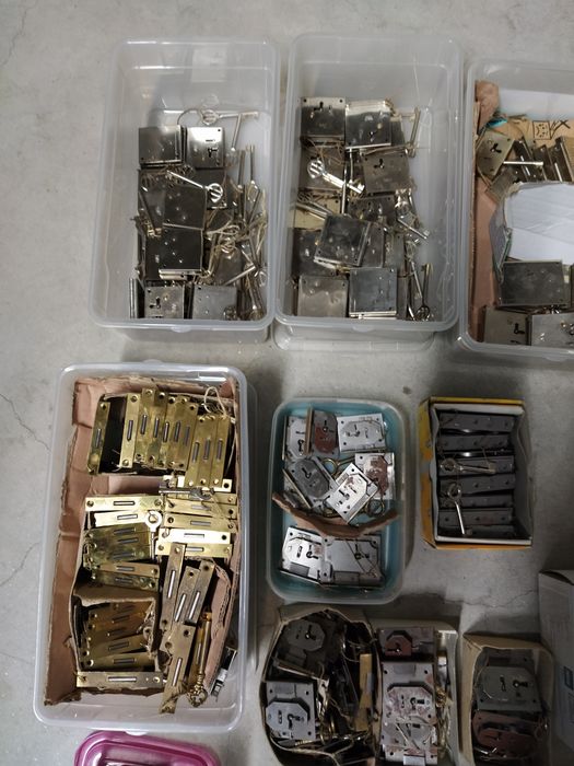 Fechaduras Móveis JVAL Novas