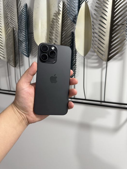 Iphone 15 pro max 256 gb 83% e - sim