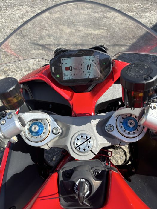 Ducati Supersport 950S