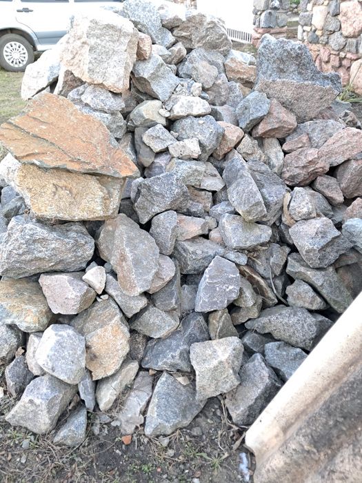 Бутовий камінь продам