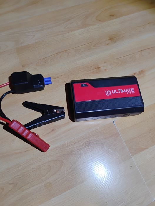 Mobilny rozrusznik samochodowy z powerbankiem