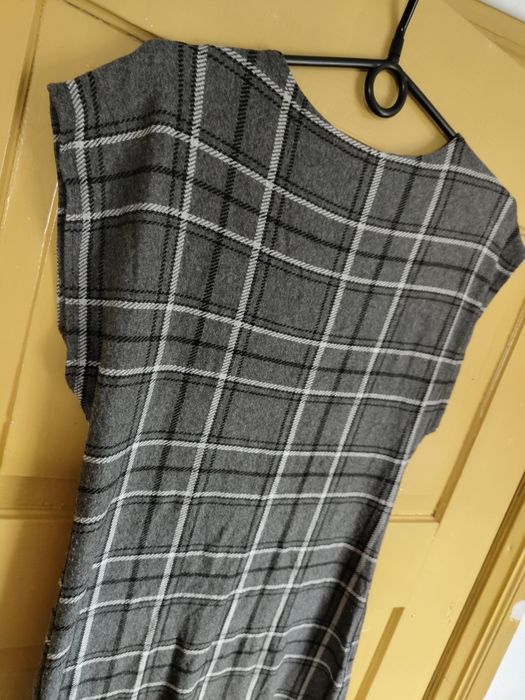 Sprzedam tunikę w kratę.