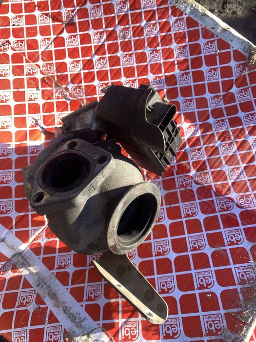 Turbosprężarka BMW 118d E87 – oryginał Garrett