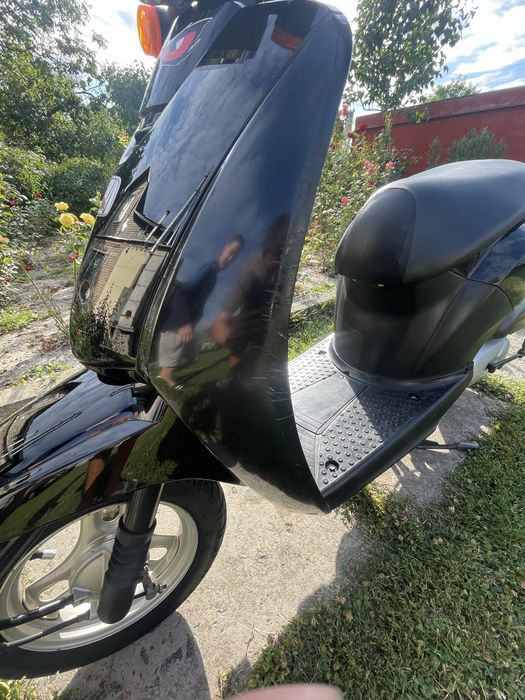 Продам мопед Honda today