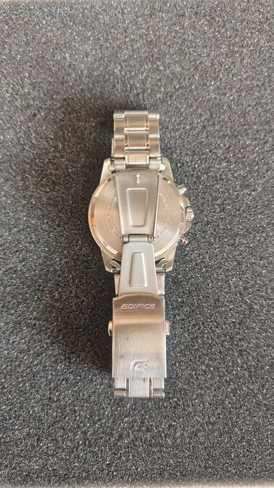 Наручний годинник Casio Edifice
