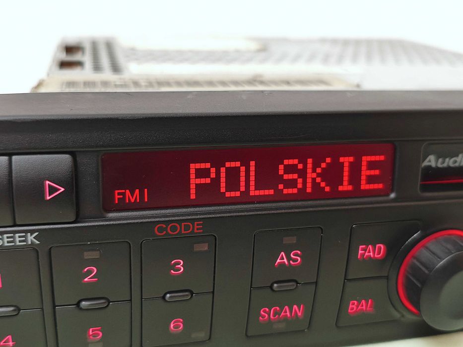 Radio Audi Concert PLUS A3 8L A2 A4 B5 A6 C5 A8 TT + KOD - Panel 22cm