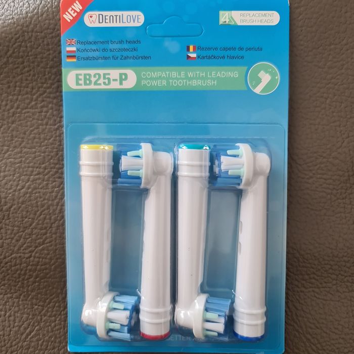 Końcówki do szczoteczki elektrycznej oral-b 4 szt. - NOWE