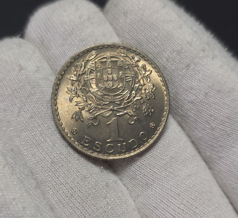 1$00 1968 soberba