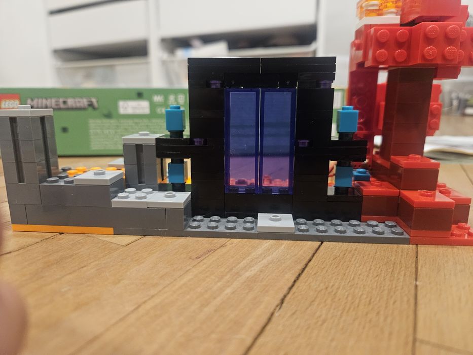 Lego minecraft 21255 polecam