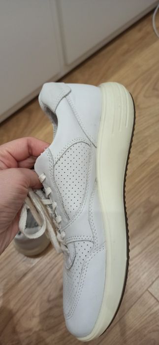 Buty sportowe ecco , skórzane sneakersy damskie