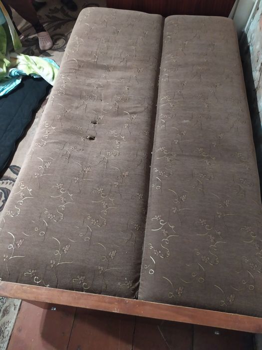 Продам диван розкладный кресло розкладное кресло не розкладное