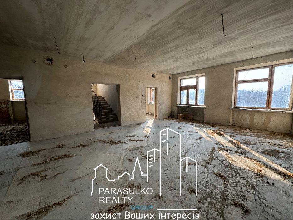 Продам майновий комплекс