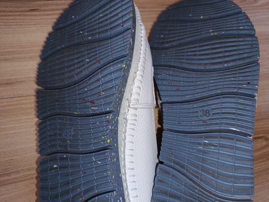 Półbuty MACIEJKA skórzane białe jak nowe