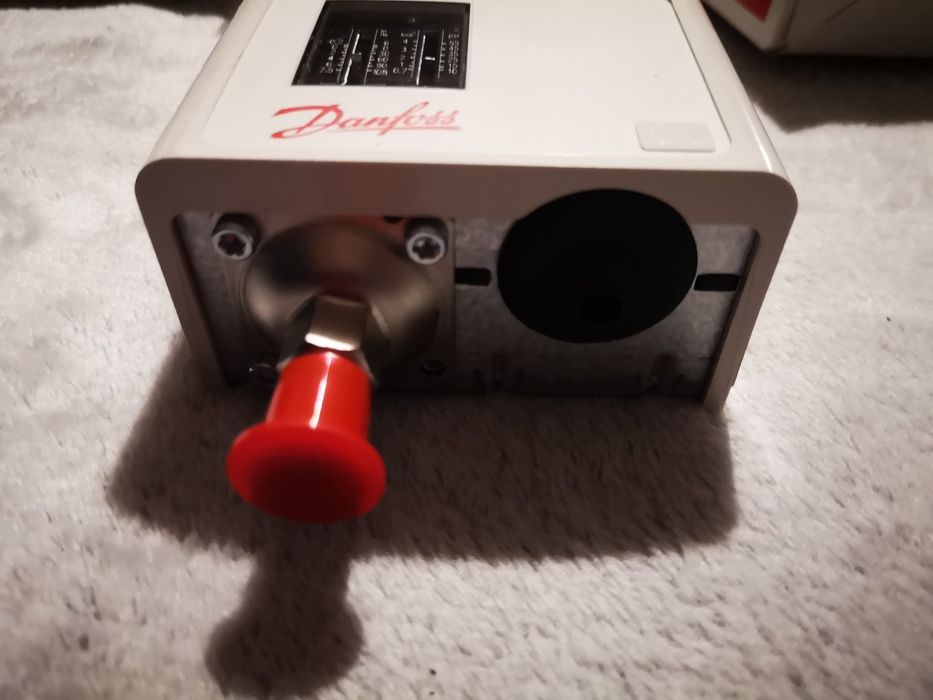 Продам пресостат, реле давления danfoss kp1