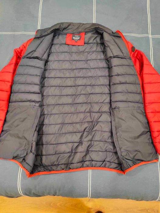 Casaco vermelho Tiffosi XL em excelente estado.