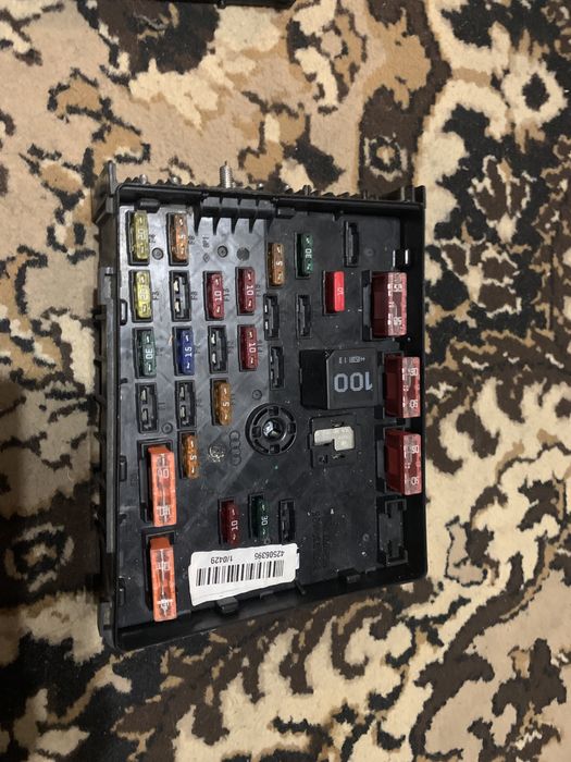 Панелі і прибори до Pasat B6 2005 року, 2.0 турбо дизель