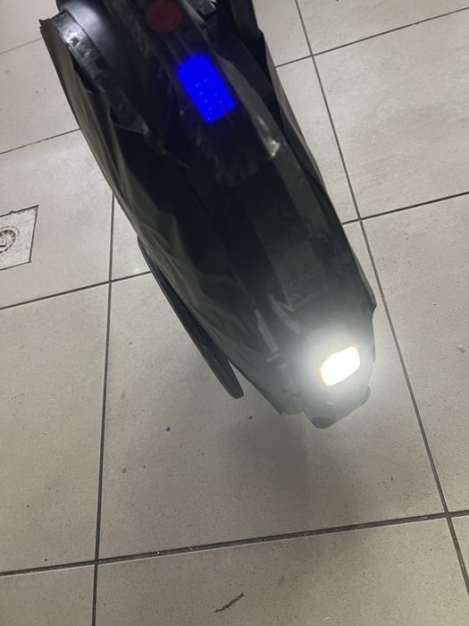 Обмен Моноколесо Inmotion V8F