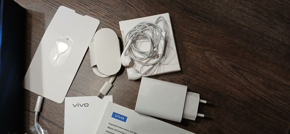 Vivo v21 Dusk Blue stan idealny