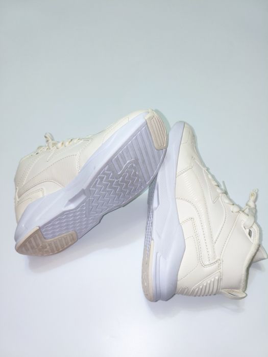 Кросівки жіночі Puma 37 розмір