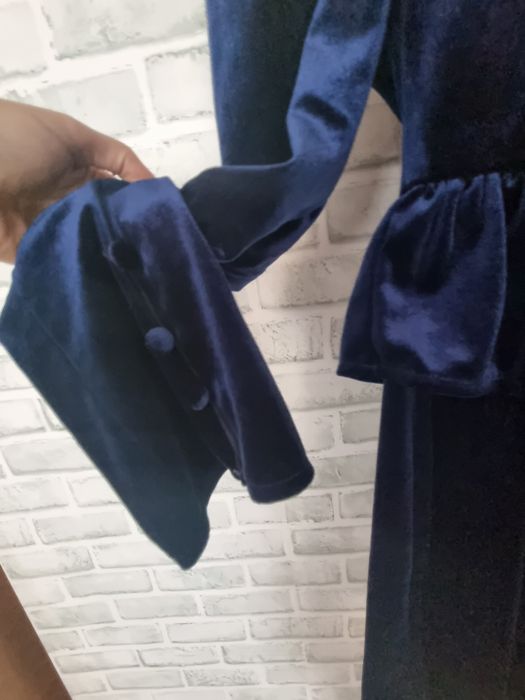 Sukienka welurowa Millie Mackintosh