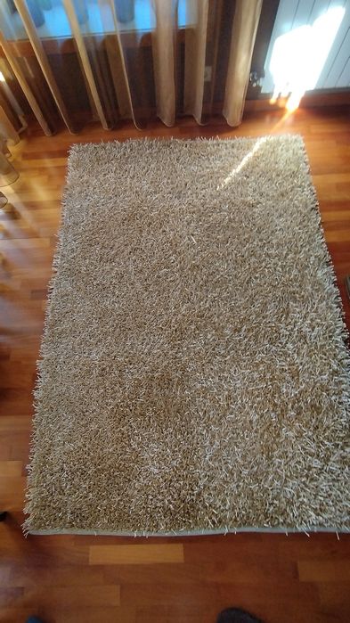 Tapete carpete beje dourado