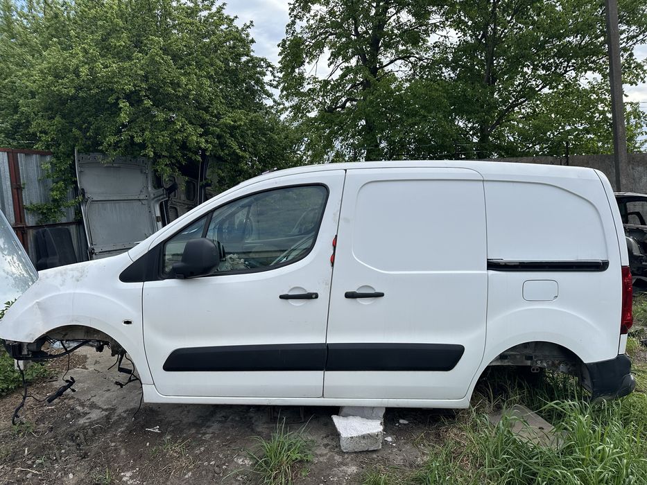 Двері передні здвижні Пежо Партнер Ситроен Берлинго В9 розборка