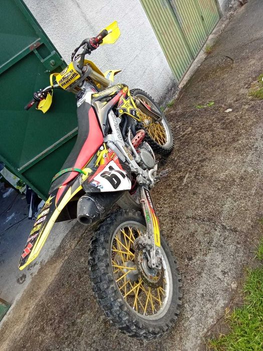 Suzuki RMZ 250CC