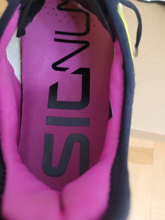 Buty  sportowe do biegania firmy 4f Running Sicnum model D4L22- OBDS10