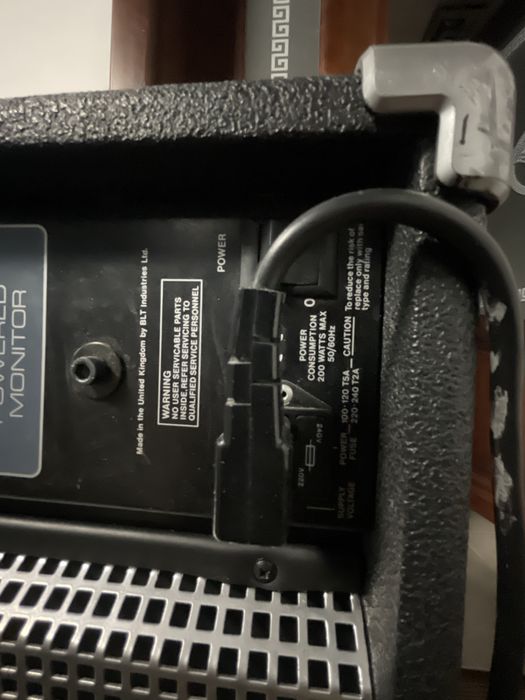 Акустика  HH Electronics IS115P Powered Monitor